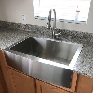 Bella CORE Stainless Steel Farmhouse Sink